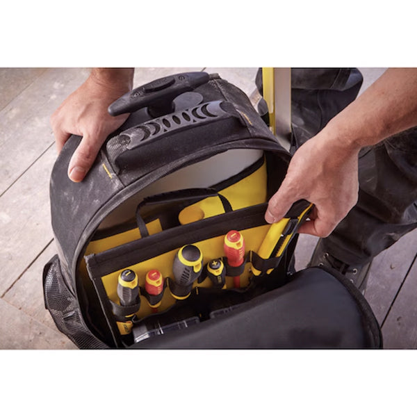 601 1/4-1/2 J82 - Modular case assortment with hexagonal sockets and combination wrenches (82 pcs) - Usag - U06010010 601 1/4-1/2 J82 - Modular case assortment with hexagonal sockets and combination wrenches (82 pcs) - Usag - U06010010